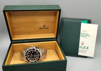 Rolex sea Dweller ref 16600 with box and papers