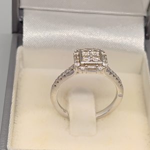 9ct white gold and diamond cluster ring