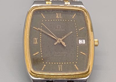 Omega quartz mans watch