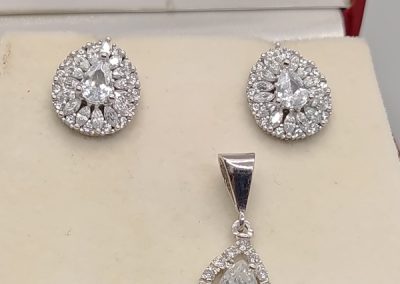 Sterling silver 925, cubic zirconia earrings and pendant