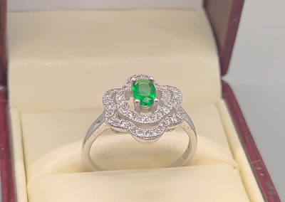 Sterling silver 925 and simulated emerald cluster ring