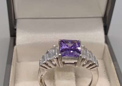 Sterling silver 925, simulated amethyst and cubic zirconia ring