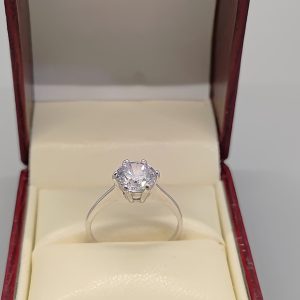 Sterling silver 925 and solitaire cubic zirconia ring