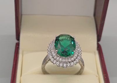 Sterling silver 925, simulated emerald and cubic zirconia ring