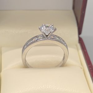 Sterling silver 925 and cubic zirconia ring