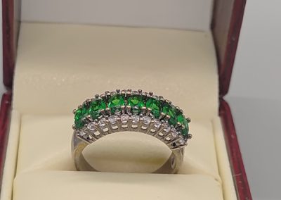 Sterling silver 925, simulated emerald and cubic zirconia ring